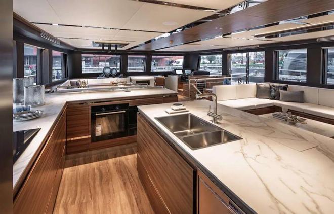 土耳其VisionF Yachts交付首艘全电动E-Cat 80双体游艇(图5)