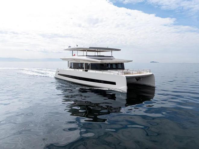 土耳其VisionF Yachts交付首艘全电动E-Cat 80双体游艇(图1)