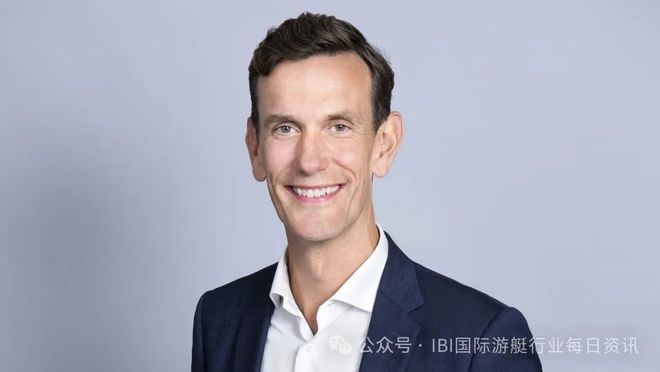 九游娱乐官方网站阿兹慕和沃尔沃遍达携手在法国戛纳国际游艇展上携手推出全球第一艘颠覆性混动游艇！(图4)
