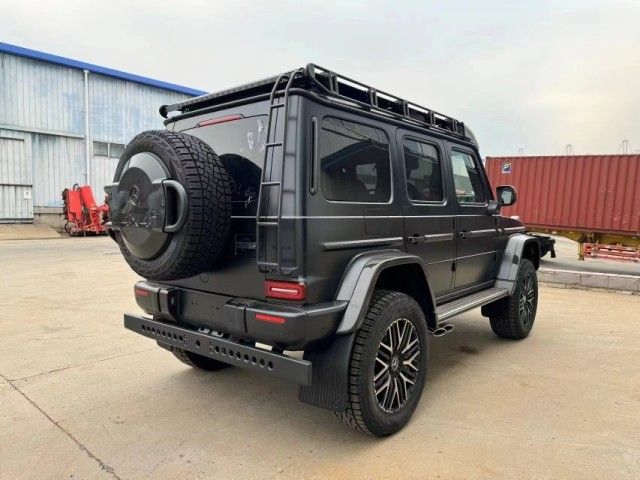 2025款奔驰G63 4x4现车报价大G中的大哥傲视群雄(图5)