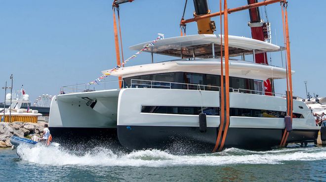 九游appVisionF Yachts第二艘24米全电动双体船下水(图3)