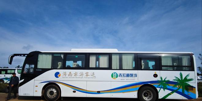 三亚租大巴车价格全攻略2025暑期实测：33座新能源中巴1250起(图4)