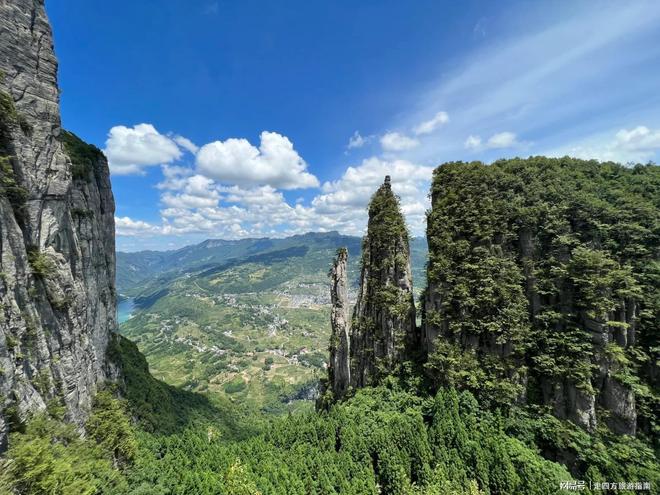 恩施旅游攻略5天4晚大概需要多少费用？恩施必去的大景点推荐！(图1)