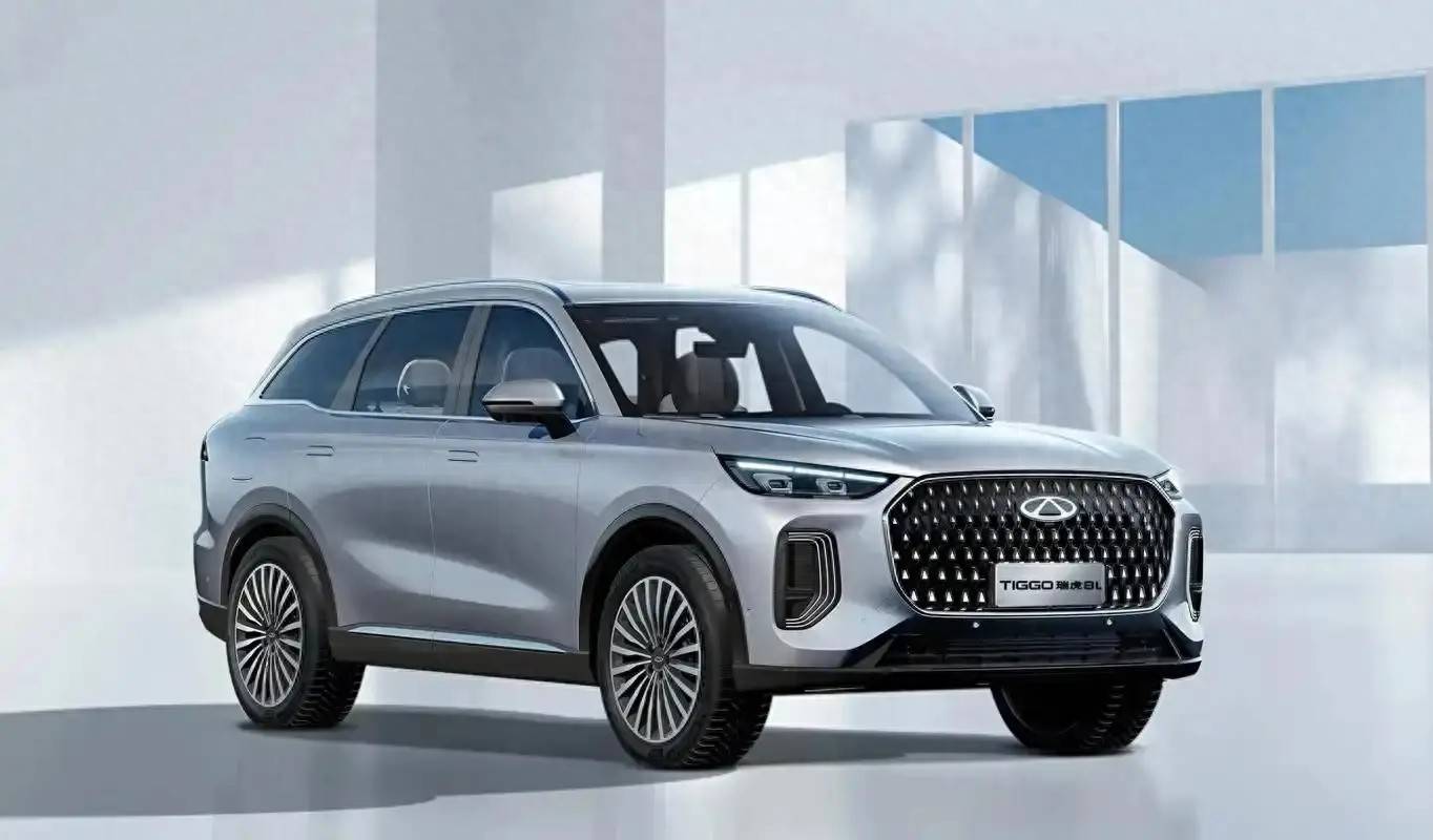 家用SUV还是7座的好这两款采用2+3+2座椅布局经济有劲还安全(图1)