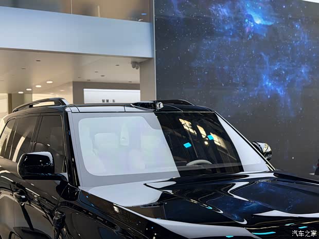 2026北京车展：九游官网奇瑞瑞虎X艾瑞泽SiCAR V23白武士等多车首发！(图5)