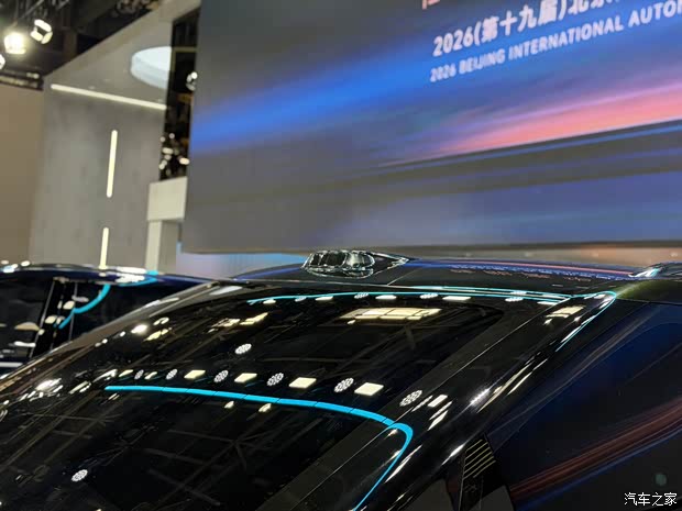 2026北京车展：九游官网奇瑞瑞虎X艾瑞泽SiCAR V23白武士等多车首发！(图45)