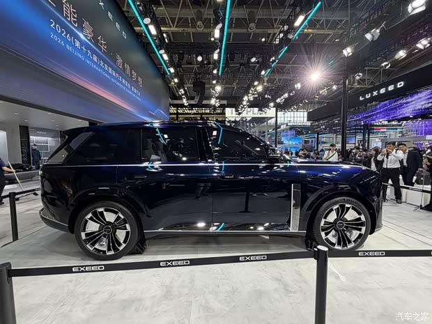 2026北京车展：九游官网奇瑞瑞虎X艾瑞泽SiCAR V23白武士等多车首发！(图50)