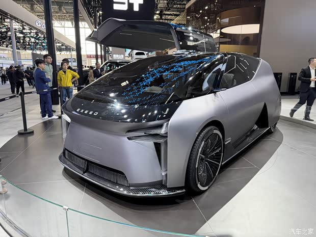 2026北京车展：九游官网奇瑞瑞虎X艾瑞泽SiCAR V23白武士等多车首发！(图54)
