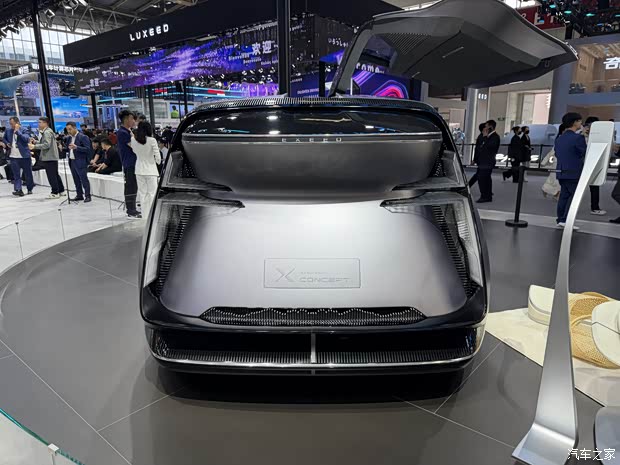 2026北京车展：九游官网奇瑞瑞虎X艾瑞泽SiCAR V23白武士等多车首发！(图58)