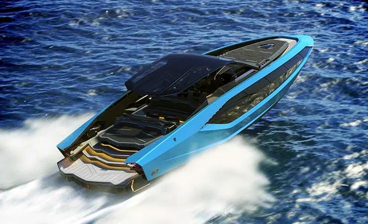 韩国车模南素拉红裙太紧身！S曲线太惹火现场观众眼睛都看直了