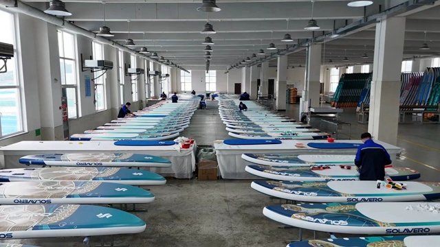 亚马逊桨板销量前十店铺威海独占8席！环翠区休闲九游官网运动产业链重构升级(图1)
