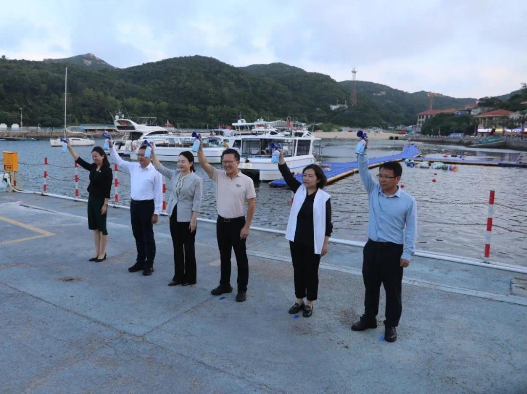 7家涉海企业集中签约全省首个游艇租赁项目在珠海万山首航(图1)