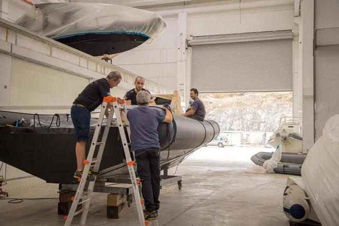 明星阵容！知名轮胎公司跨界休闲游艇领域推出高端刚性充气艇(图2)