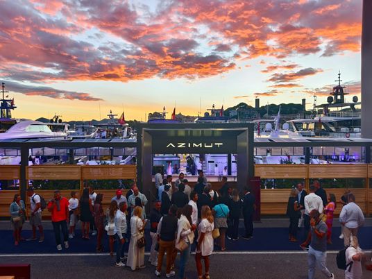 慕恩海洋邀您直通戛纳！阿兹慕游艇官方代理开启贵宾尊享之旅九游app(图2)