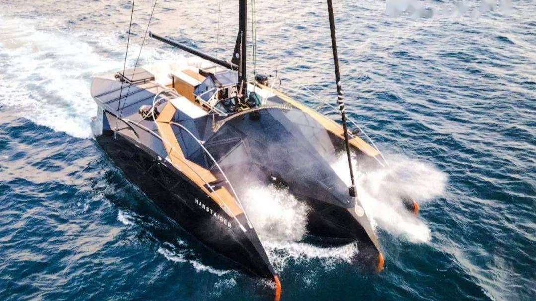 2025成都车展璀璨启幕LUMMA UG850盖世全球首秀！九游官网