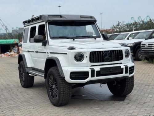 限量版奔驰G63 4x4²落地价多少钱 22寸轮毂碳纤维内饰 金融0首付