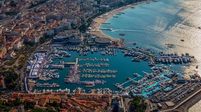 本届戛纳游艇节上引人注目的15艘新游艇(图2)