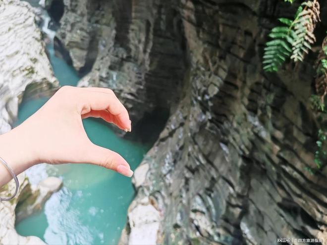 九游官网恩施5日报团价是多少？恩施当地导游怎么收费？超全行程攻略(图1)