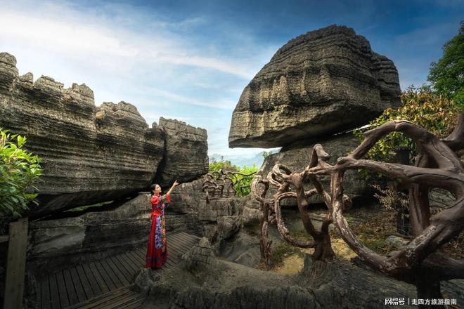 恩施必打卡景点推荐跟闺蜜去恩施旅游5天4晚人均需要消费多少？(图1)