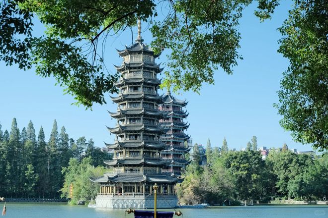 桂林四日游超全攻略：解锁精彩行程导游带玩沉浸式体验经典线路(图2)