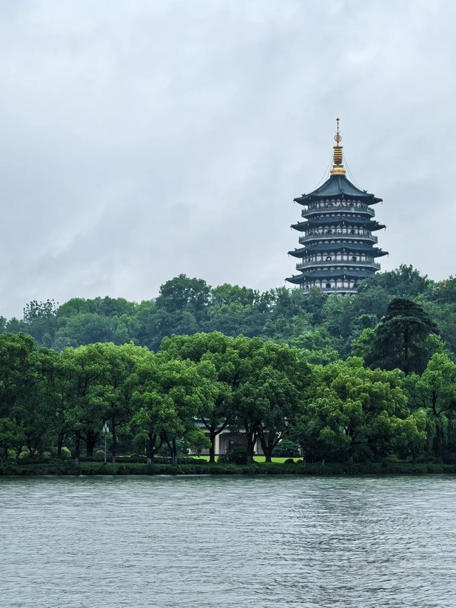 杭州正规的旅行社排名前十名：这几家才是口碑最好的旅行社(图2)