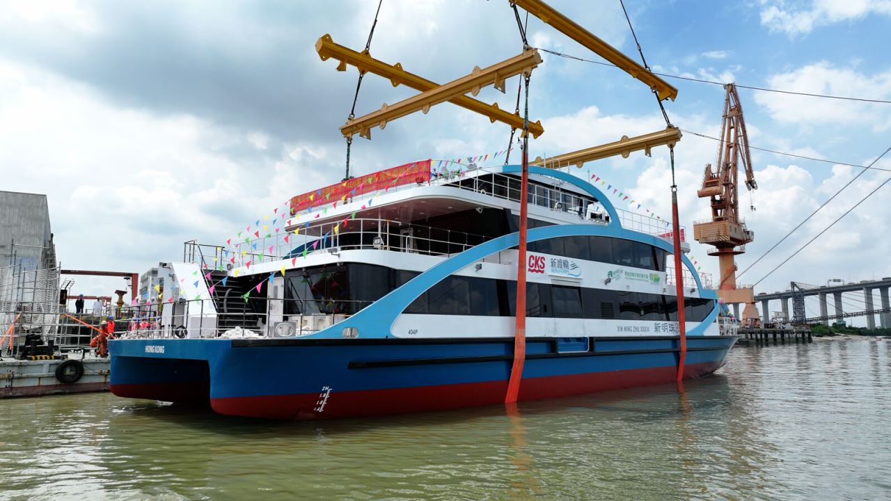 “新明珠39”号下水 助推碳纤维材料国产化(图2)