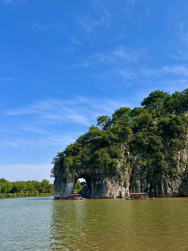 桂林旅游团五日游价格明细出炉！含5天4晚纯玩团超值报价参考。(图2)