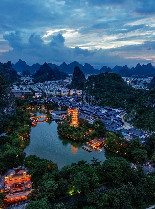 桂林旅游团五日游价格明细出炉！含5天4晚纯玩团超值报价参考。(图4)