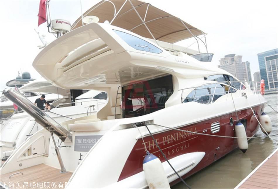 关晓彤晒度假vlog穿泳衣出海浮潜网友：从没见过这么长的腿！