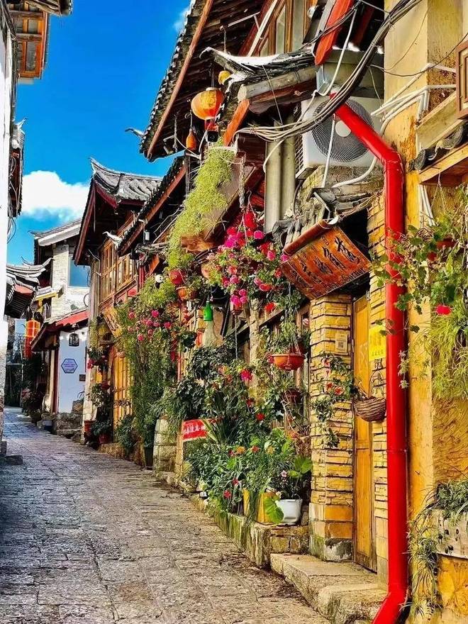 大理5日游跟团报价曝光！洱海游船+吉普车旅拍人均不到2k速抢(图2)