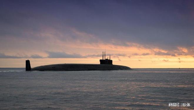 为何当今几乎没有不怕90度以上侧倾的军舰与潜艇？(图2)