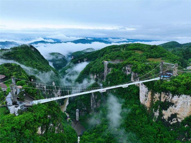 郴州亲子游三天两晚攻略：带娃玩转东江湖草原轻松不累全方案