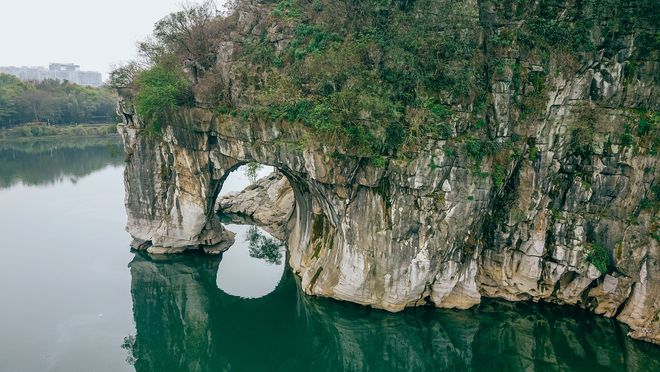 广西旅游必去景点：6天5晚跟团价格解析及桂林阳朔最佳路线攻略(图2)