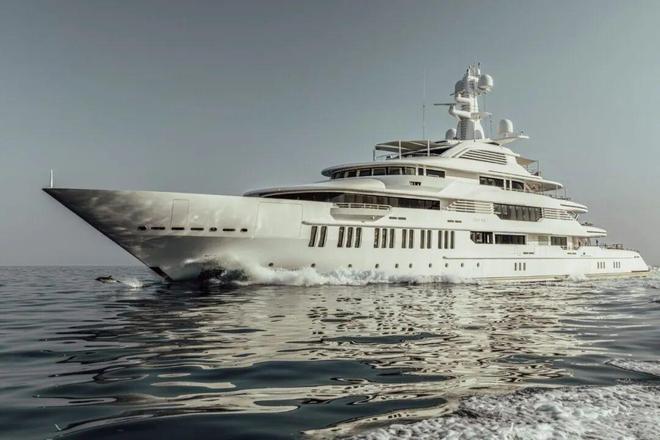 JK罗琳超艇“Samsara”号成2025年航行冠军 年赚千万美元租赁费