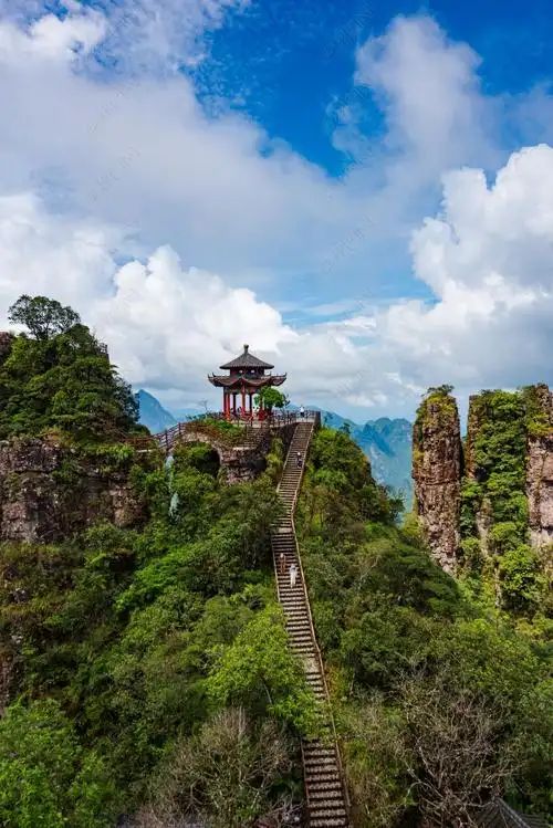 广西旅游私人导游五天价格跟旅行团去南宁玩5天人均花销(图2)