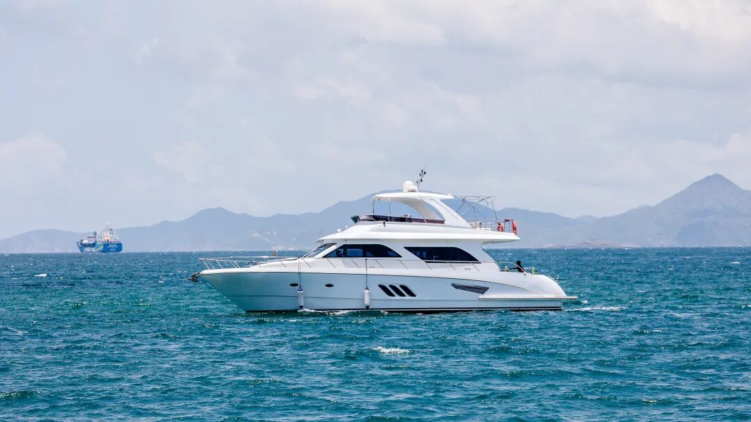 南下广东重大投资！刘强东官宣：希望能造出10万元的游艇让工薪阶层也用得起